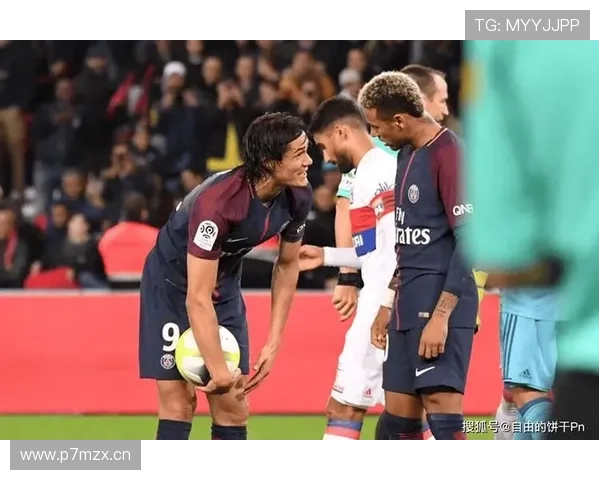 卡瓦尼遭狂嘘引退役争议风波起